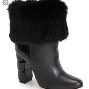 Salvatore Ferragamo Loris Fur Ankle Boots Size 35 Black Leather